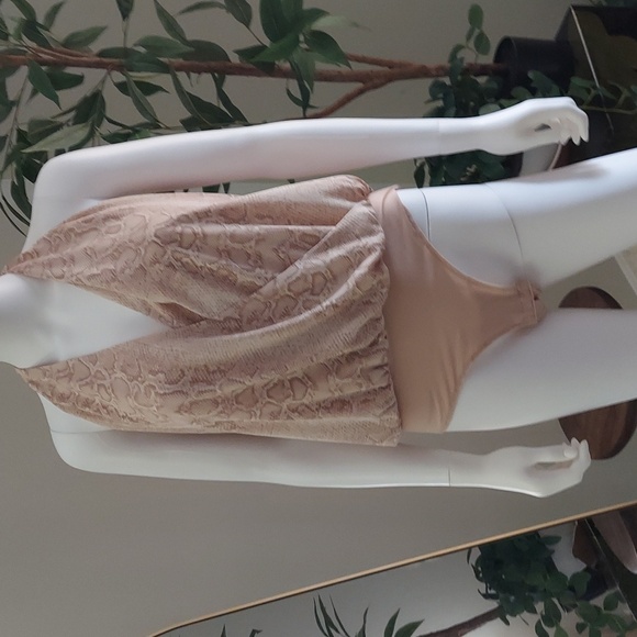 BCBG MaxAzria faux wrap Bare Pink Python Bodysuit - Picture 6 of 8